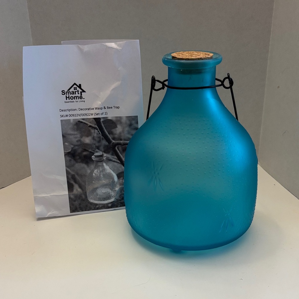 Smart Home Wasp and Bee Trap